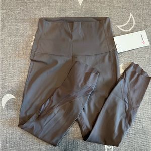 NWT Lululemon Wunder Under HR crop 23” Sclp